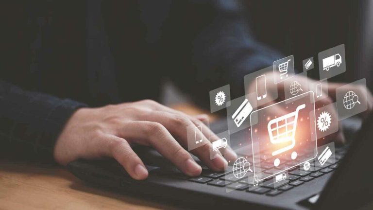 Ecommerce-vs-Retail-for-Consumers-1024x576